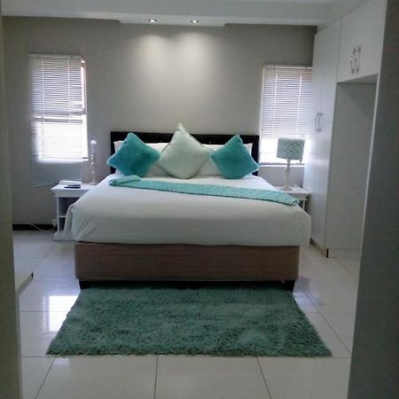Shoes Guest House 2 Ουμτάτα Εξωτερικό φωτογραφία