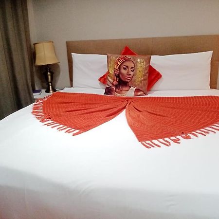 Shoes Guest House 2 Ουμτάτα Εξωτερικό φωτογραφία